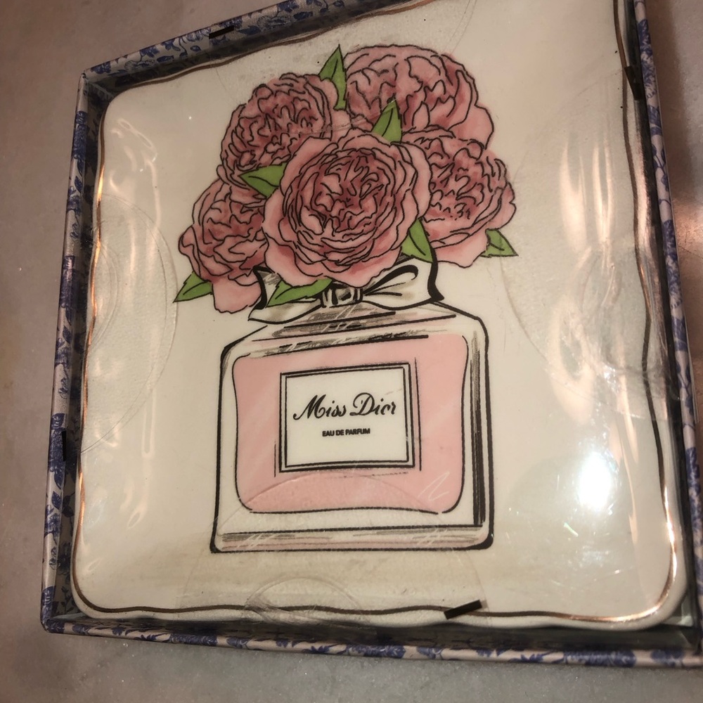 🌸 Miss Dior Floral Perfume Bottle Decorative Trinket Tray -   approx 5 x 5